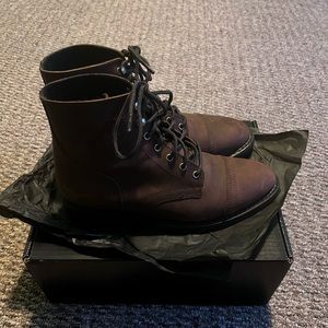 Captain’s thursday boots